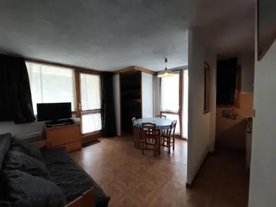 Coin salon dans l'établissement Résidence Aigle - Jolie studio cabine 4 personnes à vallandry, proche des pistes MAE-1975