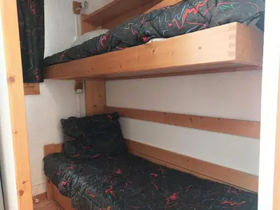 Un ou plusieurs lits superposés dans un hébergement de l'établissement Résidence Aigle - Jolie studio cabine 4 personnes à vallandry, proche des pistes MAE-1975