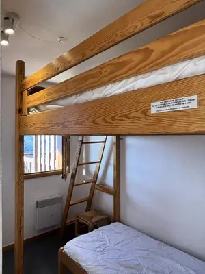 Un ou plusieurs lits superposés dans un hébergement de l'établissement Résidence Presles - Bel appartement 3 pièces 7 personnes à Vallandry dans un quartier calme et proche des pistes MAE-2013