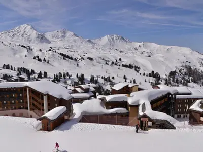 L'établissement Studio fonctionnel 4 pers, accès direct pistes, vue sur pistes - FR-1-181-2259 en hiver
