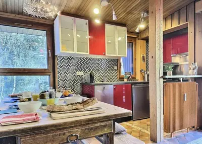 Cuisine ou kitchenette dans l'établissement Résidence Le Cafetan - CHARMANT APPARTEMENT AU COEUR DES CHARTREUX MAE-5752