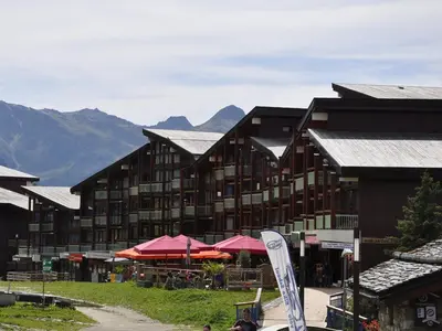 Vue générale sur la montagne ou vue sur la montagne depuis l'appartement