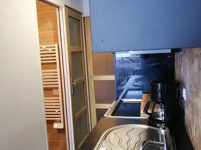 Plan de l'établissement Studio rénové ski aux pieds avec balcon, 5 couchages - FR-1-346-373