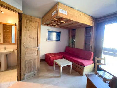 Coin salon dans l'établissement Studio confortable au Val Claret, animaux acceptés - FR-1-502-317