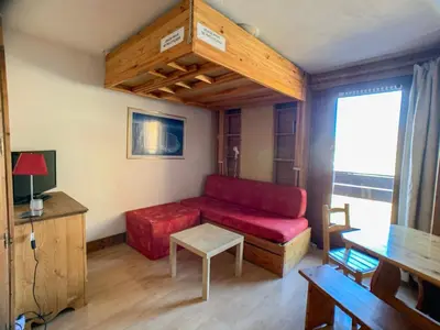 Coin salon dans l'établissement Studio confortable au Val Claret, animaux acceptés - FR-1-502-317