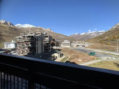 Vue générale sur la montagne ou vue sur la montagne depuis l'appartement