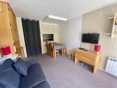 Coin salon dans l'établissement Studio de 25 m² avec balcon à Tignes - FR-1-449-188