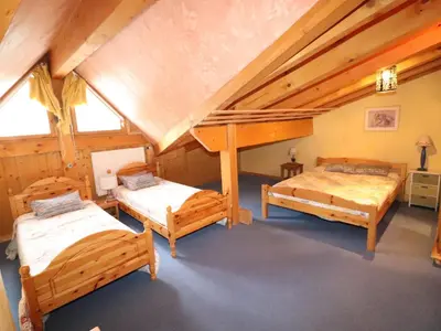 Un ou plusieurs lits dans un hébergement de l'établissement Appartement Confortable au Cœur de Tignes le Lac, Idéal pour 6 Personnes - FR-1-502-373
