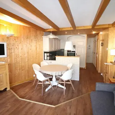 Appartement rénové 3 pièces