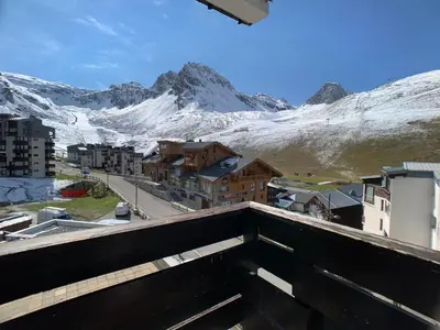 Vue générale sur la montagne ou vue sur la montagne depuis l'appartement