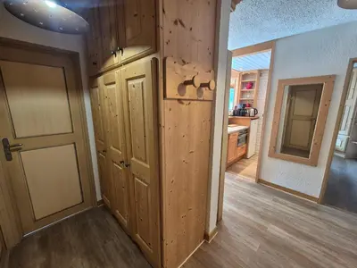 Plan de l'établissement Appartement rénové 3P pour 8, balcon sud à Tignes, proche pistes - FR-1-502-363
