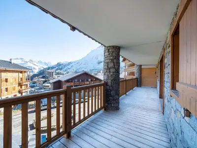 Vue générale sur la montagne ou vue sur la montagne depuis l'appartement