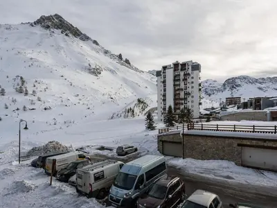L'établissement Confortable 2 pièces avec balcon, animaux admis et Wi-Fi - FR-1-502-396 en hiver