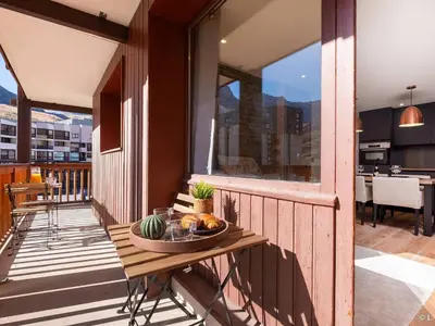 Balcon ou terrasse dans l'établissement Appartement rénové 2 pièces cabine à Tignes Val Claret - FR-1-502-407