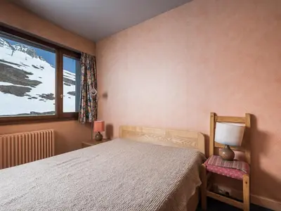Un ou plusieurs lits dans un hébergement de l'établissement Appartement 2 Pièces à Tignes, Skis aux Pieds, Balcon - FR-1-502-405