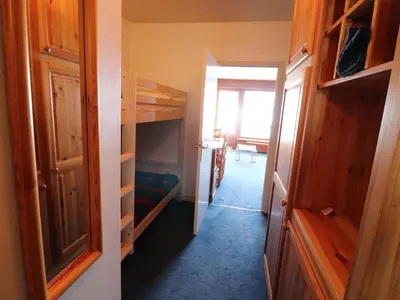 Télévision ou salle de divertissement dans l'établissement Appartement 2 Pièces à Tignes, Skis aux Pieds, Balcon - FR-1-502-405