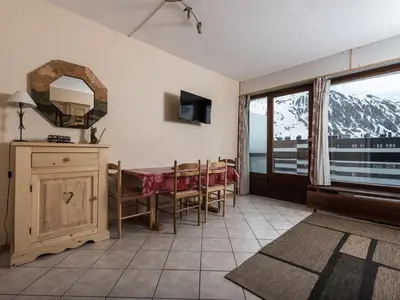 Vue générale sur la montagne ou vue sur la montagne depuis l'appartement