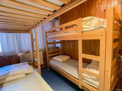Un ou plusieurs lits dans un hébergement de l'établissement Appartement Confort 3 Pièces, Balcon, Animaux Admis, 8 Pers., Wifi, Pied des Pistes - FR-1-502-440