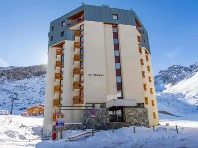 Vue générale sur la montagne ou vue sur la montagne depuis l'appartement
