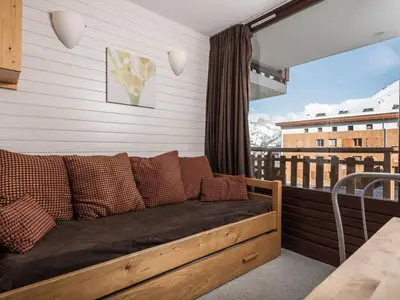 Balcon ou terrasse dans l'établissement Studio cabine 4 pers · Proche pistes · Balcon - FR-1-502-428