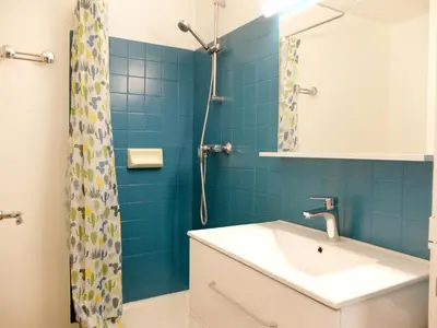 Salle de bains dans l'établissement Confort Studio 3 Pers · Proche pistes · WIFI - FR-1-502-436
