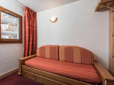 Coin salon dans l'établissement Studio avec balcon - Près des pistes, animaux admis - FR-1-502-454
