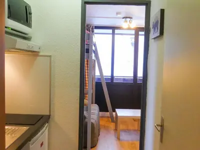 Cuisine ou kitchenette dans l'établissement Studio Confort 3 Pers, Balcon, Animaux Acceptés - FR-1-502-450