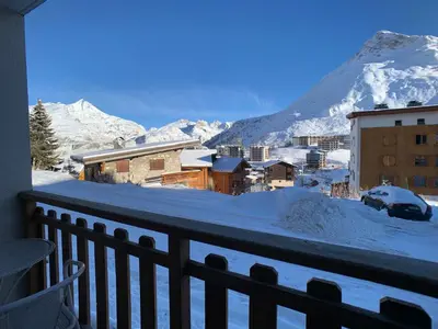 Vue générale sur la montagne ou vue sur la montagne depuis l'appartement