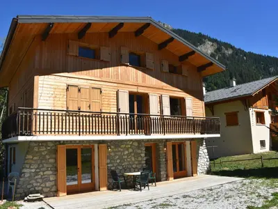 Vue générale sur la montagne ou vue sur la montagne depuis l'appartement