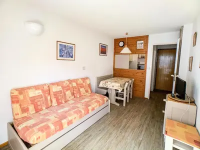 Coin salon dans l'établissement Résidence Hameau Du Borsat 3 - Studio cabine au pied des remontées mécaniques MAE-7534