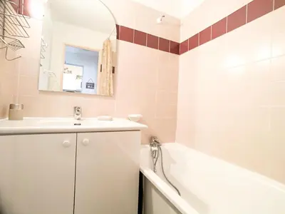 Salle de bains dans l'établissement Résidence Hameau Du Borsat 3 - Studio cabine au pied des remontées mécaniques MAE-7534