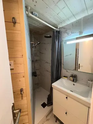 Salle de bains dans l'établissement Résidence Sefcotel - Studio fonctionnel·Proches des pistes et des comme MAE-7574