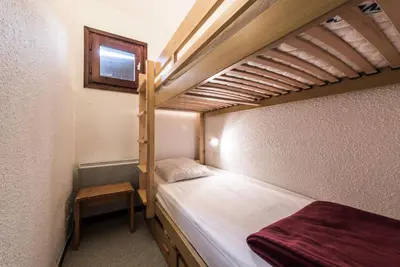 Un ou plusieurs lits dans un hébergement de l'établissement Nouvelles Residences - Studio avec balcon MAE-7614