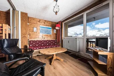 Télévision ou salle de divertissement dans l'établissement Résidence Grande Balme I - Grand studio cabine avec balcon MAE-7664