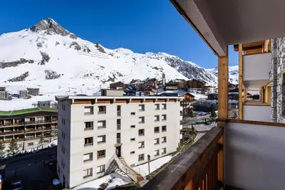 Vue générale sur la montagne ou vue sur la montagne depuis l'appartement