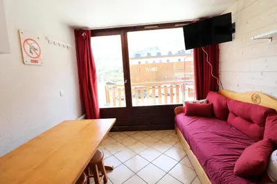 Coin salon dans l'établissement Nouvelles Residences - Studio exposé Est avec balcon MAE-7824
