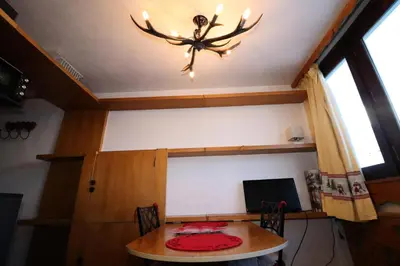 Télévision ou salle de divertissement dans l'établissement Résidence Palafour - Studette au pied des pistes MAE-7864