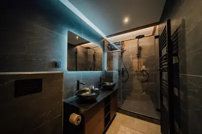 Salle de bains dans l'établissement Appartement Pixel by ExplorHome