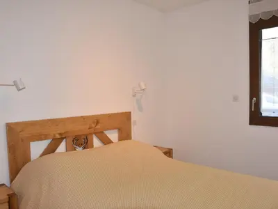 Un ou plusieurs lits dans un hébergement de l'établissement Bel appartement 4 pièces avec grande terrasse à Pralognan-la-Vanoise - FR-1-464-205