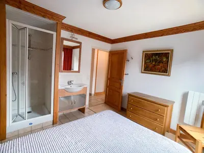 Un ou plusieurs lits dans un hébergement de l'établissement Appartement Confortable pour 9 pers. avec Balcon à Tignes Val Claret - FR-1-502-387