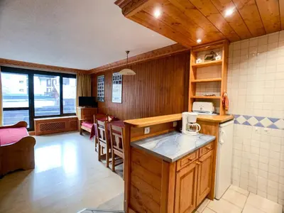 Cuisine ou kitchenette dans l'établissement Appartement Confortable pour 9 pers. avec Balcon à Tignes Val Claret - FR-1-502-387
