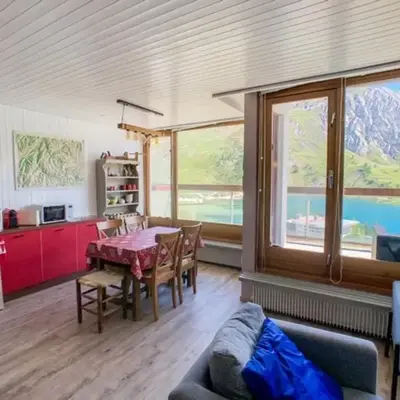 Appartement lumineux proche des pistes avec balcon et wifi à Tignes - FR-1-502-402
