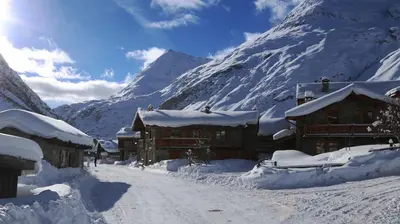 L'établissement LA CAZETTA en hiver