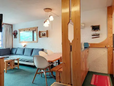 Coin salon dans l'établissement Appartement confortable 6 pers · Balcon · Wifi gratuit - FR-1-346-521