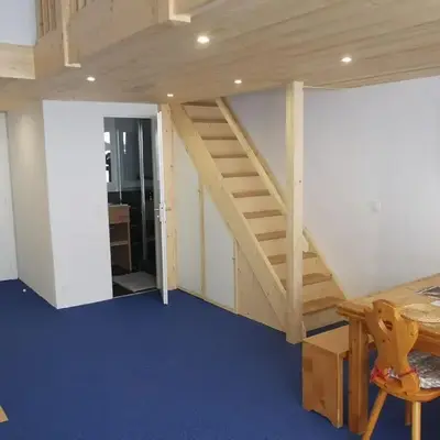 Appartement rénové avec balcon au centre d'Arc 1800