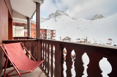 Vue générale sur la montagne ou vue sur la montagne depuis l'appartement