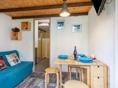 Coin salon dans l'établissement Studio Rond Point des Pistes - Val Claret-19 by Interhome