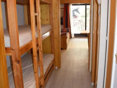 Un ou plusieurs lits dans un hébergement de l'établissement Studio confortable au centre, balcon, 2-4 pers. - FR-1-518-105