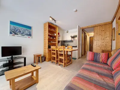Télévision ou salle de divertissement dans l'établissement Studio confortable au centre, balcon, 2-4 pers. - FR-1-518-105