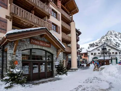 Vue générale sur la montagne ou vue sur la montagne depuis l'appartement